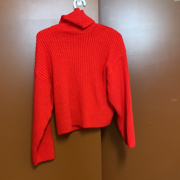 High neck sweater-Red - Picture 2 of 3